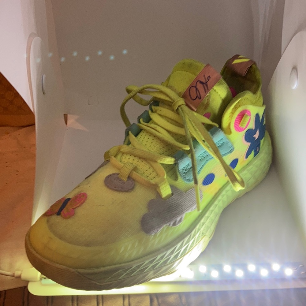 Kids Basketball Shoes
